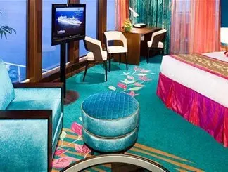 Deluxe Owner's Suite with Large Balcony