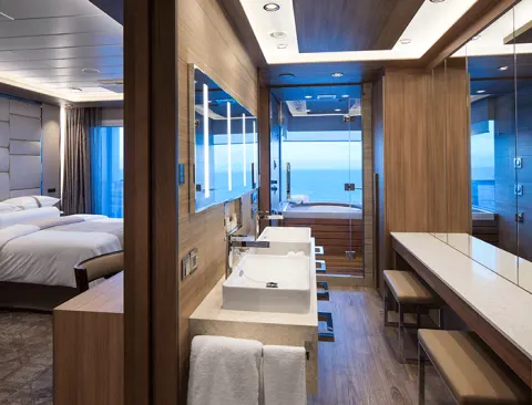 Club Spa Suite